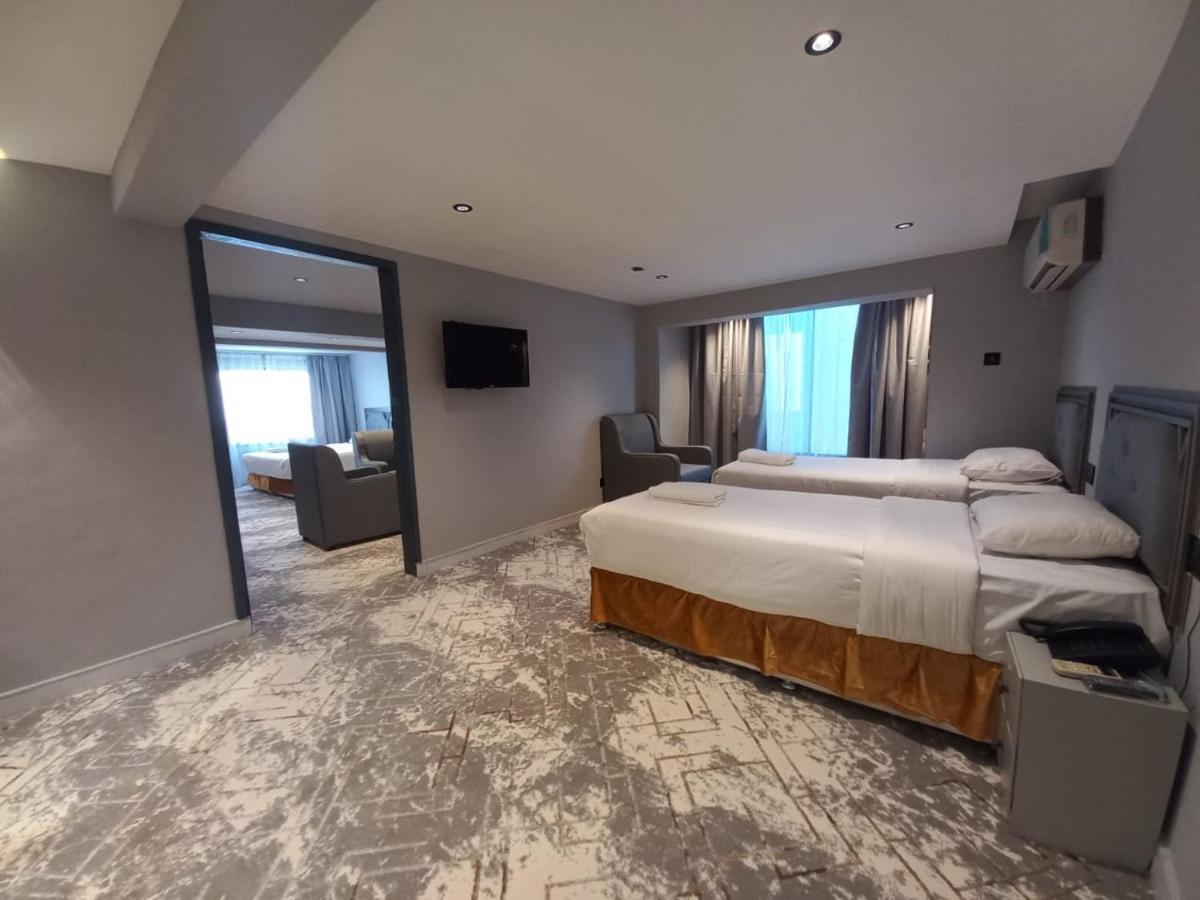 Sur Hotel Esterno foto