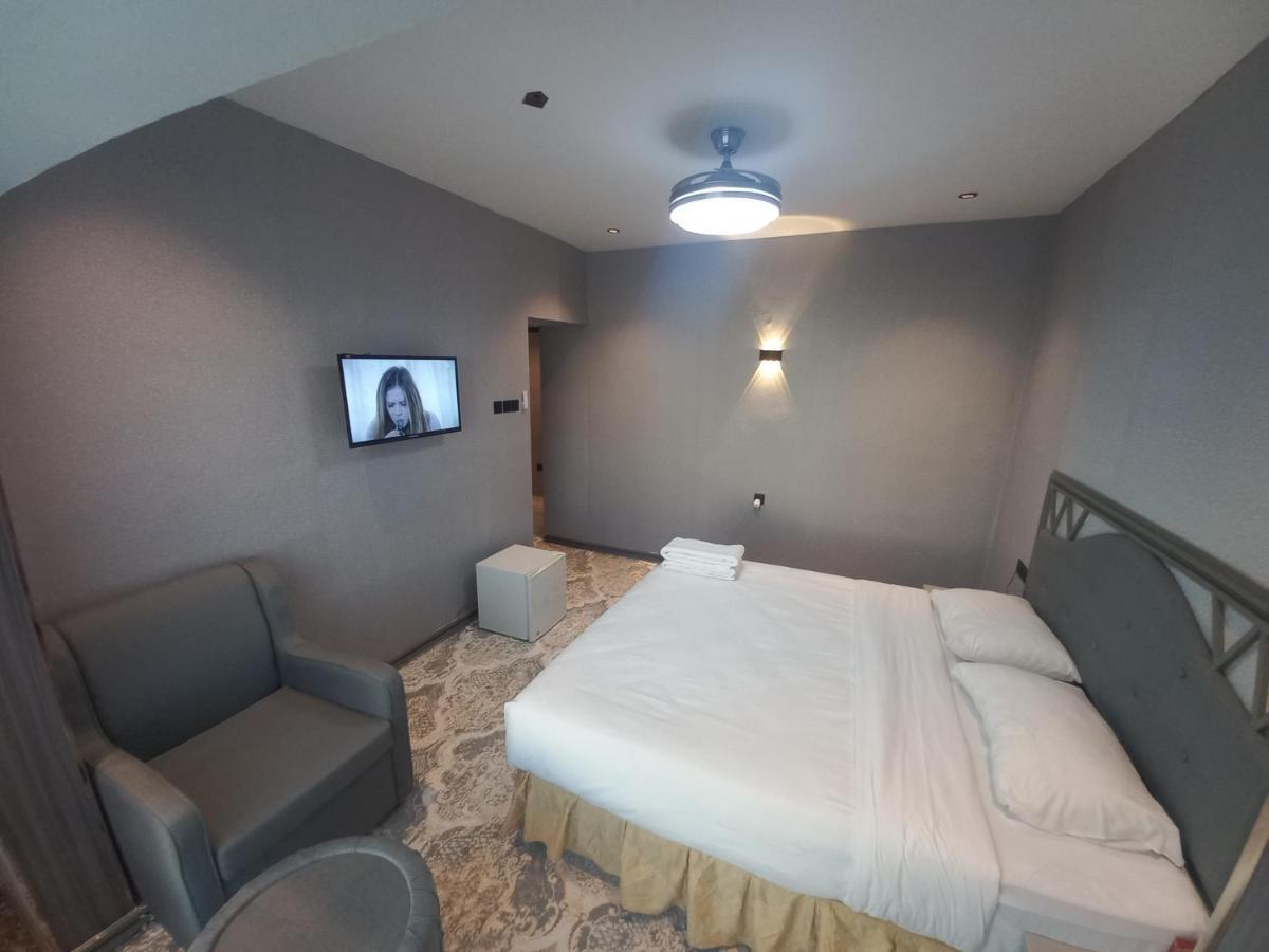 Sur Hotel Esterno foto