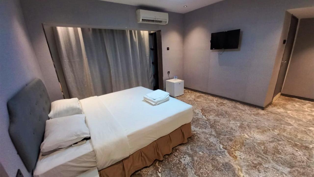 Sur Hotel Esterno foto