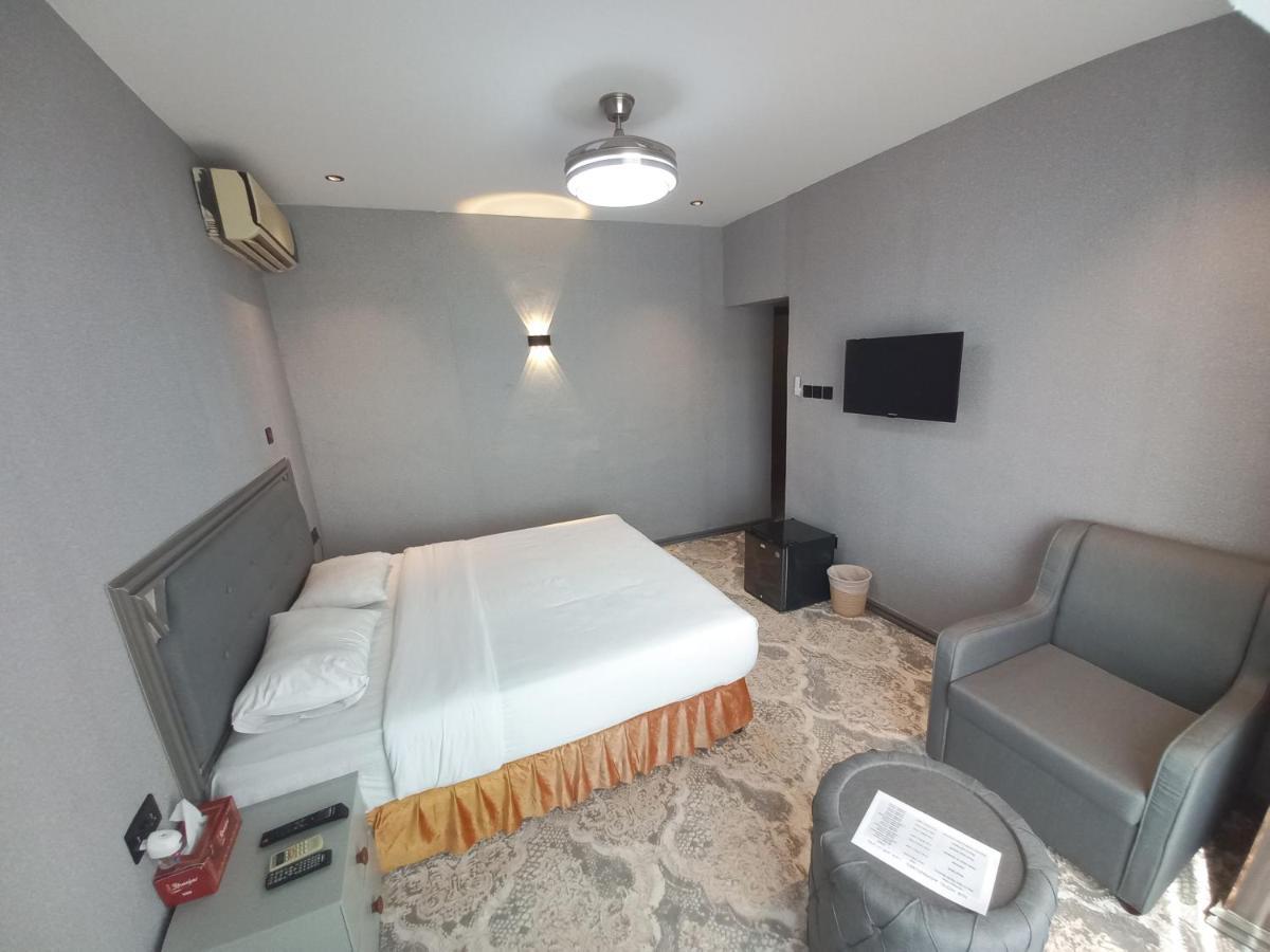 Sur Hotel Esterno foto